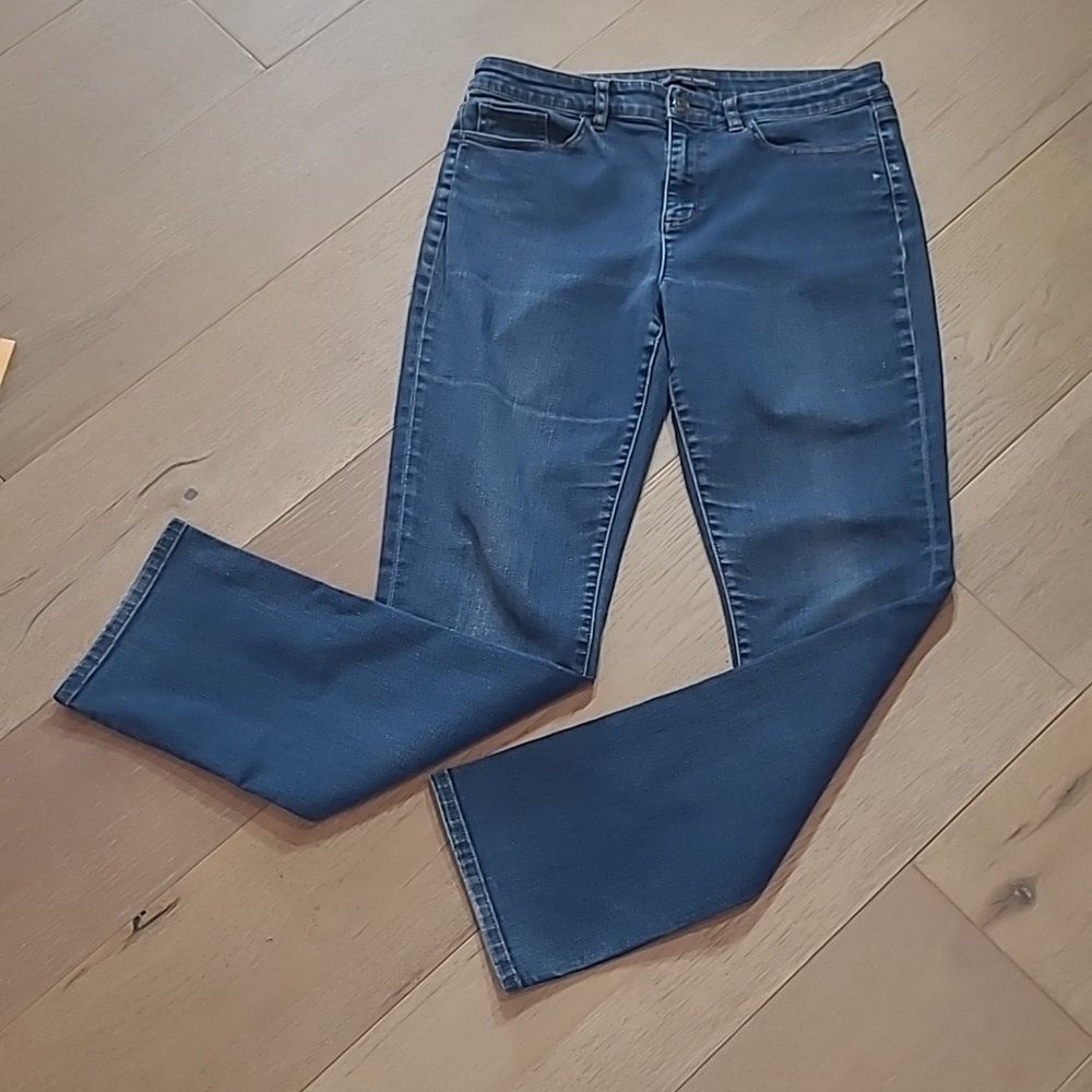 Brooks Brothers 346 Jeans Women's sz 10 Mid Rise Straight Leg Denim Jeans